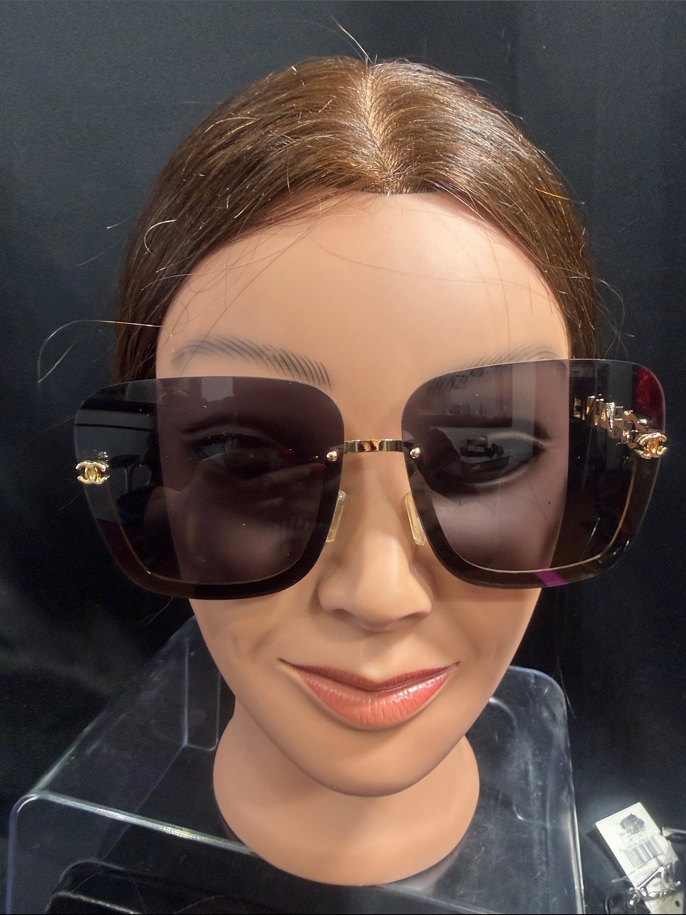 CHANEL Oversized Square Black Gradient Sunglasses with Gold CC Details - Picture 4 of 6